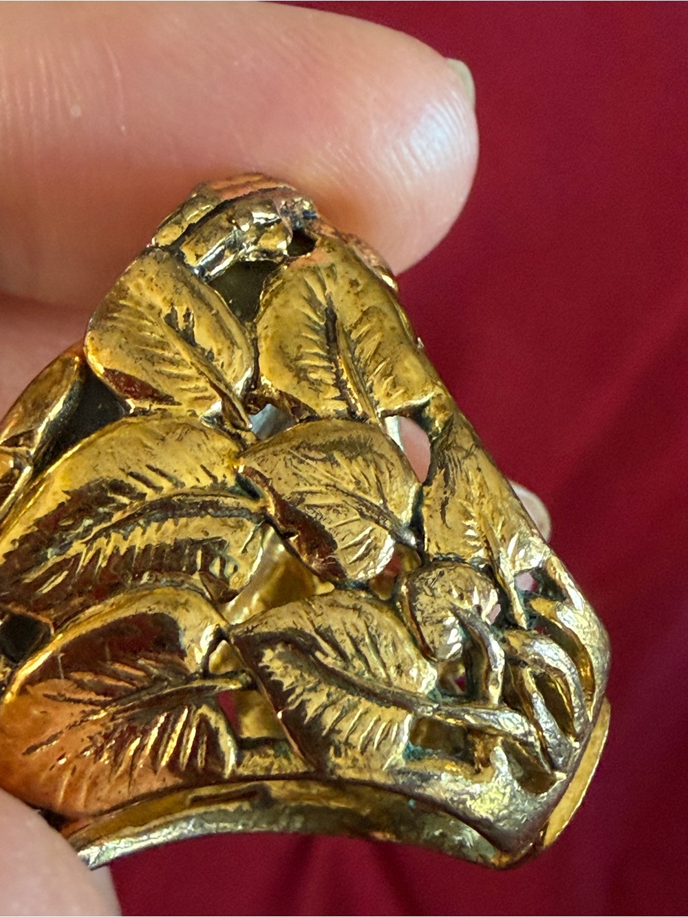 Roberto cavalli vintage ring
Size is adjustable - Picture 10 of 14